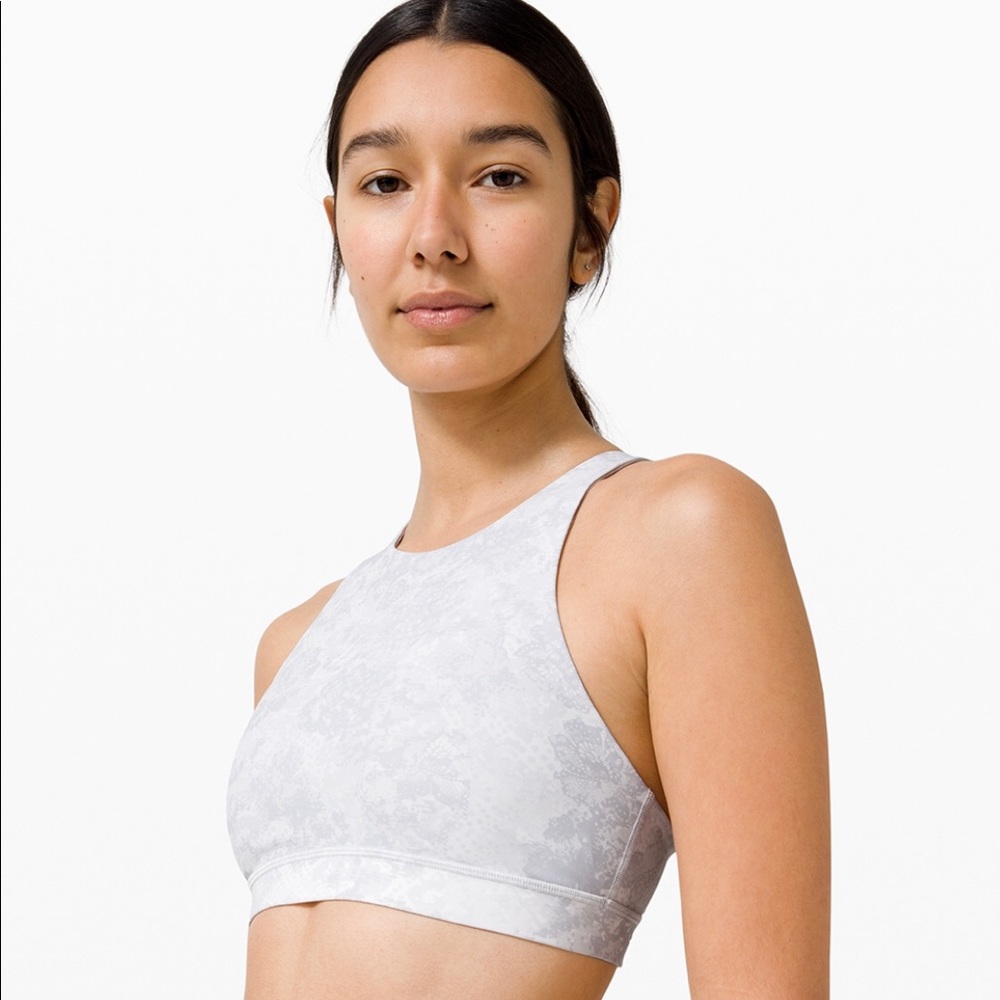 lululemon energy bra high neck (BNWT!)